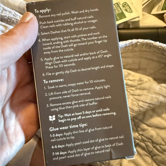 Nail Dashes - Dark +Stormi Press-On Nails - Picture 3 of 3